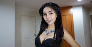 Tuk Tuk Patrol pleased to share with you a free photo gallery with Game demonstrating beautiful shape